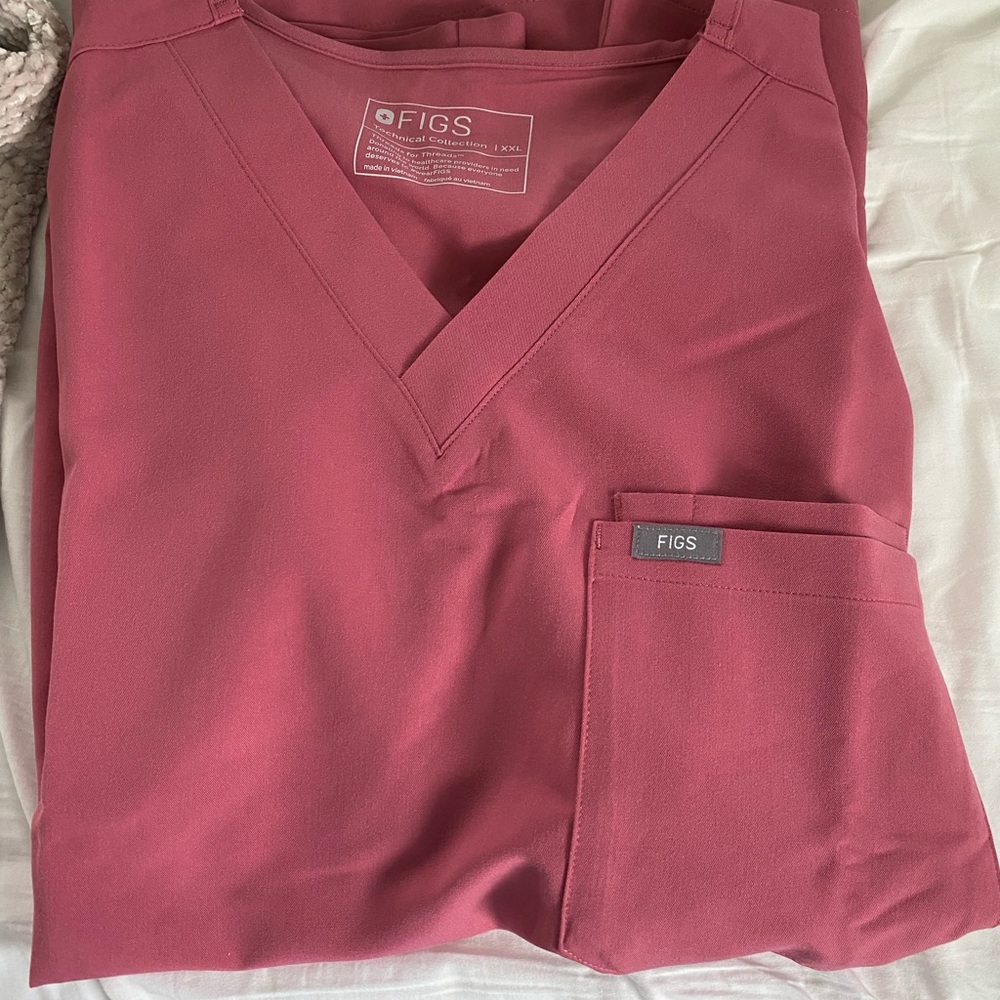 Men’s Quartz- BCA Leon 2 pocket scrub top
